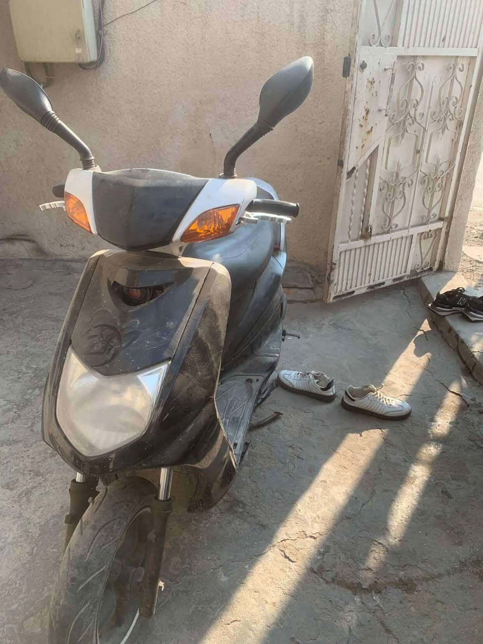 السلام عليكم
الدراجة للبيع 
السعر 450 وبيهه مجال بسيط
مكينة مجفته مصارلها هواي مكفولة من تنقيص وتبخير 
مشيها مرتب شلعة ومعدل
بانزين كله محسن 
اروح وارجع بيها للشغل ومسافة قريبة 
للاستفسار اكثر 
العنوان الشعب حي اور مقابيل حسينية المصطفى
الاتصال واتساب
***********
