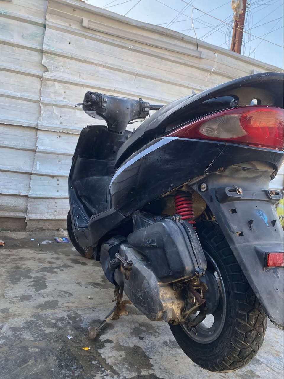 السلام عليكم دراجه بريز 140 للبيع كامله كلهه كهربائيات كلهه شغاله سلف هندر قفل جنطه كامل مكينه شلعه ومعدل المكان بلغزاليه
 السعر300 الشراي يتصل *********** بغداد, العراق
