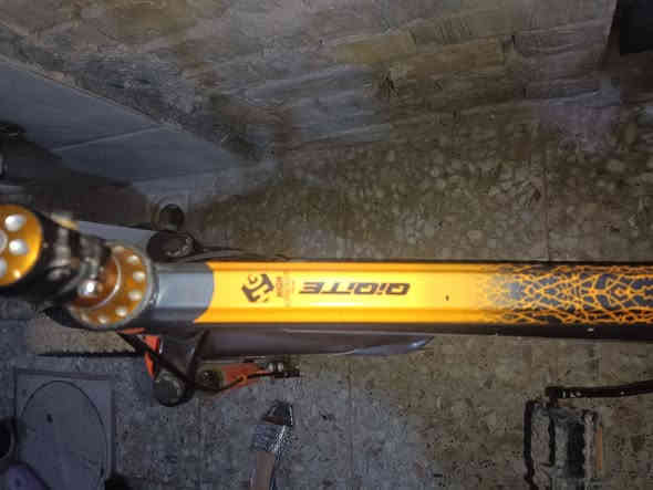 السلام عليكم بايسكل كنت حجم 24للبيع البايسكل نضيف كلش ماصالي هواي من اخذته بس الركبه مالته تلعب للمصداقيه  مكاني بغداد الامين الثانيه ***********
