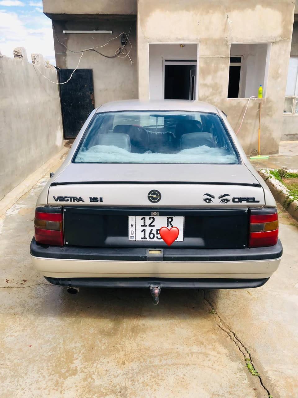 فكترا حجم 16 للبيع موديل 91 رقم نينوئ الستفسار عله هاذه الرقم )( ***********)
