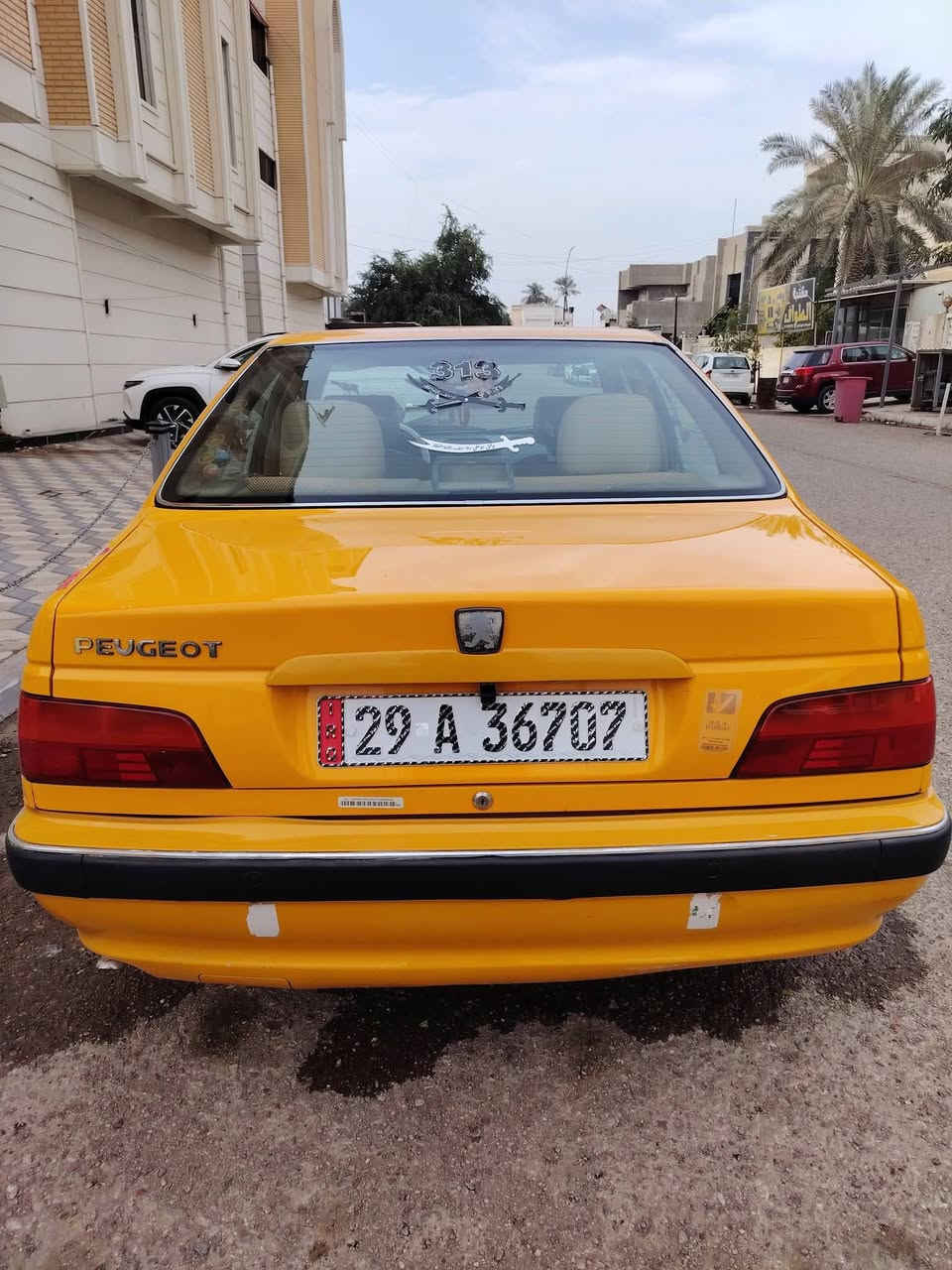 السلام عليكم
 بيجو باص للبيع موديل 18 سياره كفاله جاهزه من كل شيء كير ماكينه مكفوله تبد حداديه مكفولة تبريد ثلاجه  السعر57وبيها مجال مكاني الكوت ***********
