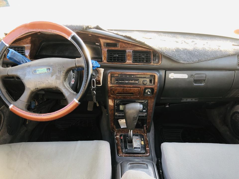 مارك عظم عظم ١٩٩٢ نجف بأسمي رقم دولي مكفولة من الكص والنقل الجثة ومن العيوب الشرعية 
التبريد شغال الكهربائيات كلها شغالة
محرك ٢٥٠٠ مكفول هوه والكيرالحدادية جيدةالسنوية لل٢٠٢٧السعر ٤٦وبيها مجال
-مكان السيارة النجف الأشرف
- للأتصال ***********
