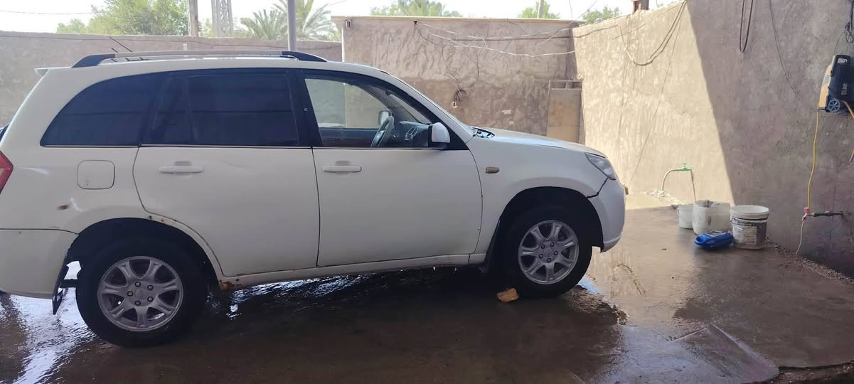 السلام عليكم شيري للبيع راعيها ما اندله  سنويه بيها بلاغ وعائديه من المرور اوراق كامله السعر ٢٤ وبيهه مجال مكينه بيه خيط بخار كير مكفول السياره حلوه وجاهزه مكاني نجف كوفه اتصل وتدلل ‏‪***********‬‏
