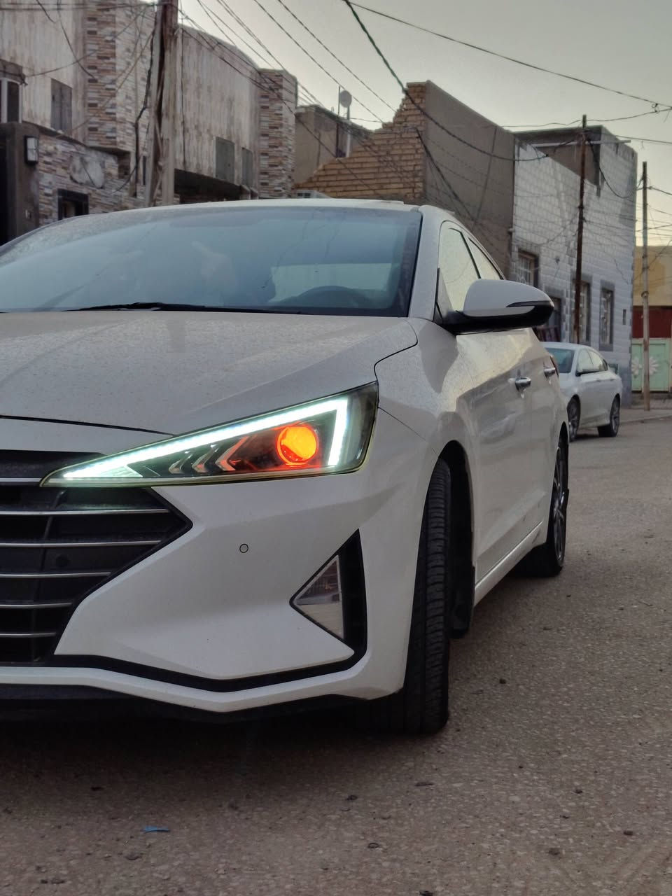 اخواني غوالي ...النترا مديل 2019 شكل 20
مكفوله كفاله عامه من كولشي 
حتى دعاميات وعتب هم مكفوله 
فول فول لل اخير 
رقم اربيل بسم شركه تحويل او وكاله 
سنويه نافذه من 24 
مكينه كير كفاله شرط زيرو وترايه شرط زيرو 
حداديه استوني ذابه كوله حتى مشط شرط زيرو 
اي نقص ماكووو هاي صور جديده البارحه اخذتهن 
وتجي وتشوف بعينك واذا مو نفس صور تشلع عيوني 
بيه عدسات لايت 400 الف شرط نهار مع اضافه عين شيطاان لل عدسه بليل كولش حلوووو
مع اضاقه اناره داخل سيارة 100 لون كلف 100دولار اصلي 
كولش حلوو بليل ..غرفه سيارة شرط زيرو حتى تكسي مامشتغله ...مواصفات فول لل اخير واذا اعدهن مايخلصن 
مكاني نجف الاشرف ...رقمي *********** علي 
سعر سيارة (172)بيه مجال حك جيه فقط ..تجي وتشلع عيوني ...اتشوفه غاليه ادعيلنه بل رزق ..سيارة مال جناي حصراا . حيل جديده وبل عافيه الي تكون من نصيبه من نفس طيبه ..شباب هاي تفاصيل كامله ....فقط اتصال عل نت غير متواجد..وسلامتكم
