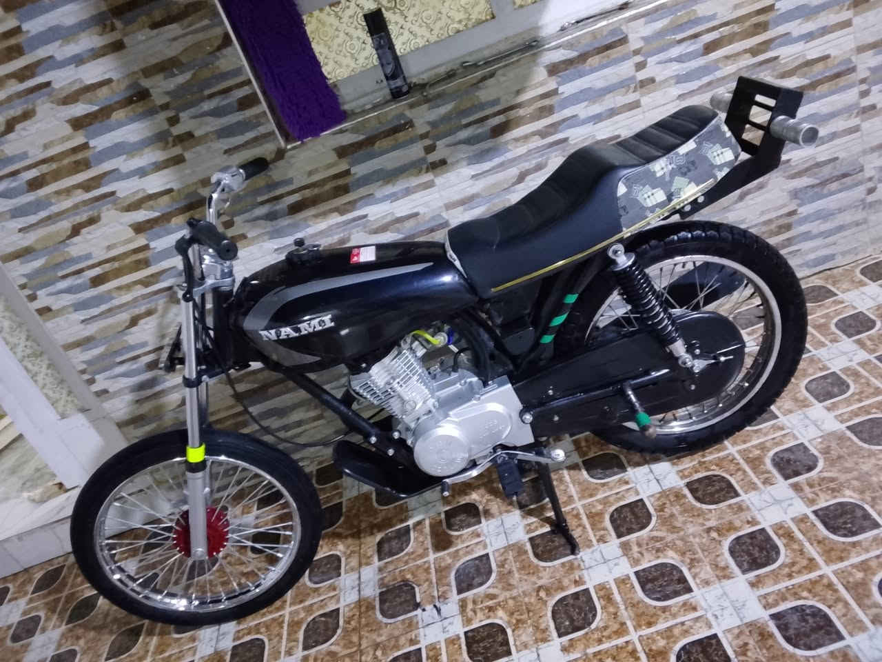 دراجه كلك كلك للبيع دراجه كله جديد المكينه 23مامفتوحه مراوس بمكاس رياضي او لببيع


**إذا كنت صاحب هذا الإعلان وتريد حذفه لأي سبب، رجاءا أرسل رسالة إلى الدعم الفني**