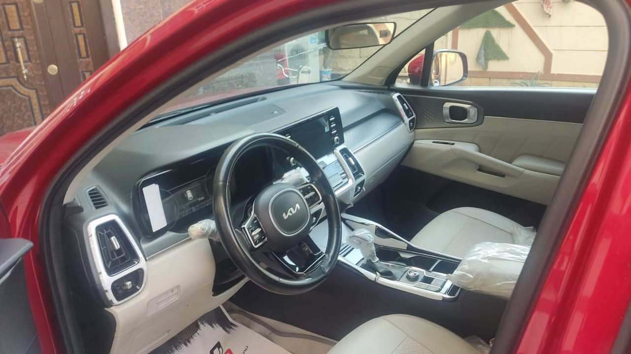 السلام عليكم 🌹
للبيع فقط بدون مراوس 

سورنتو موديل 2023 

خليجي محرك ٤ سلندر ماشية ٧٠ الف كيلو

السيارة مكفوله عدا الباب الخلفي الايمن بي باردقليل كللش 

.. سيارة نضيفة حيل موقع سيارة بغداد العامريه 

  🌹 

0771 785 8880
للتواصل
