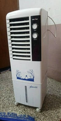 مبردة للبيع السعر  ١٥٠   07827020922