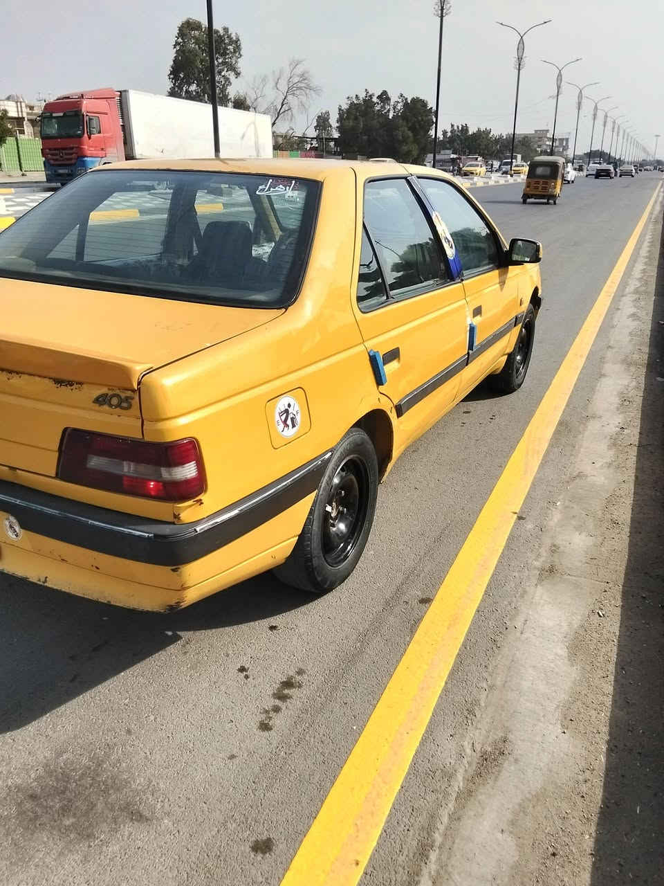 السلام عليكم ورحمه الله وبركاته
بيجو موديل 2012
 السعر 29 مصفره هيئة وغرامات  مشروع وطني تحويل مباشر 
  باتري جديد سلف جديد باور جديد  تخم تاير جديد وكل كهربائيات شغاله
السياره مكفوله من الضربه وصبغ
مكان السياره بغداد مدينة  ***********
