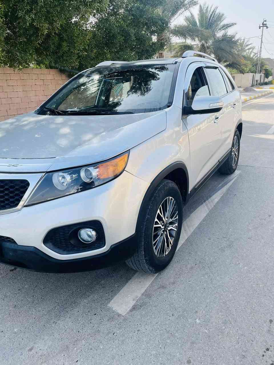 السلام عليكم مكلف بنشر سورنتو 2011 رقم أربيل سنويه ال 30 فول  بني رومه بصمه 7 راكب تلاث قطع تبريد محرك 6سلندر تخم تاير تبريد ثلج سياره جديده كلش سونار مرفق المنشور المكان واسط صويره السعر 123$ لاستفسار ***********
