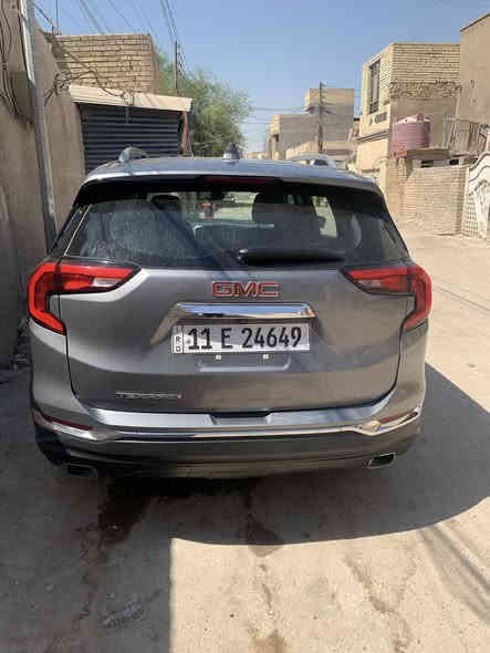 تيران 2020
ماشيه 47000ml
كشنات جلد 
SLT
رقم بغداد
سنويه وهزه جديده
بيع أو مراوس ب اقل 
سعر 168
***********
