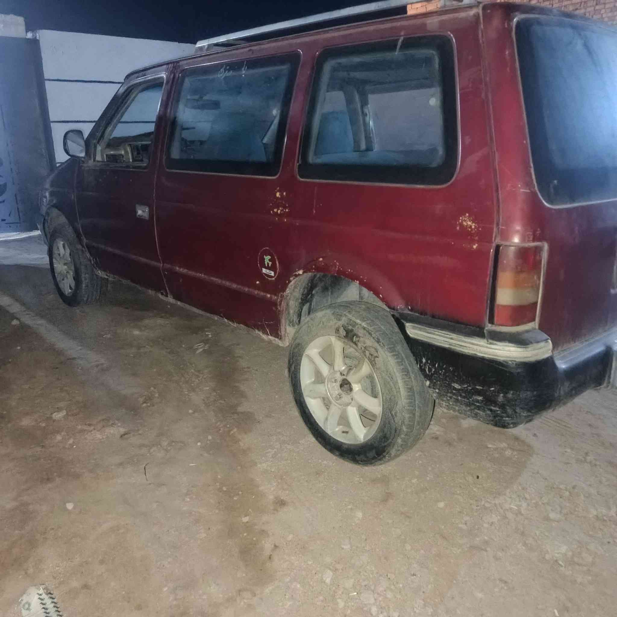 فان رقم ذي قار   سنويه عاج  سيارة كهربائيات شغاله    عنوان الناصرية
كامله   ( سعر 12  )  بيها مجال قليل انتصال دلل اني مكلف بنشر 
ع رقم ***********
