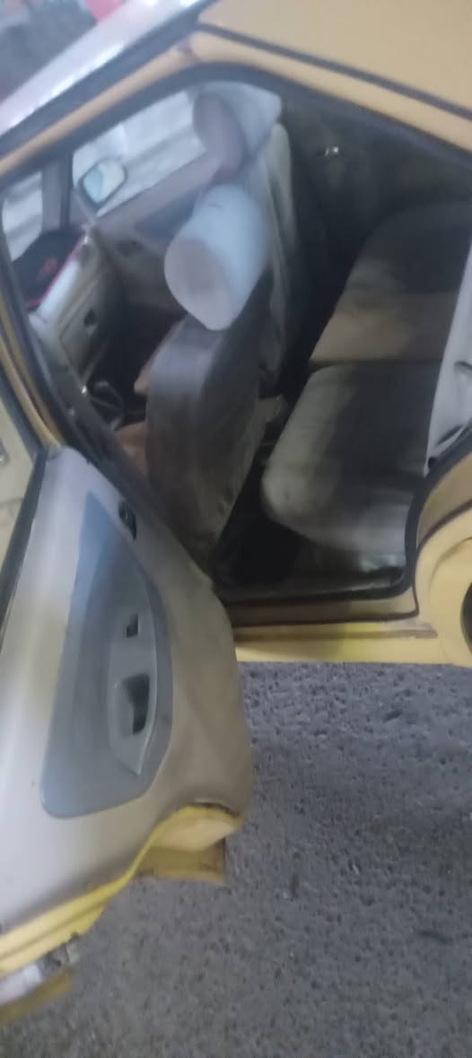 شيري كوين
2013
سياره بدون تبديل طخه باب وره لعبري راجعه بارد وصبغ دوس وهلالات 
حداديه حلوه تايرات نضاف تبريد نقص كمبريسر مكينه تبخر يرادلهة رنكات رقم قادسيه راعيهة بديوانيه مصفره هيئه وغرامات  كهربائياتهة كله شغال كيجاتهة كلوب داخلي جام كله شغال لايت بك لايت ناصي عالي بلوجكتر صطاب بريك نقصها رنكات فقط مكاني ناصريه سعر 25وبيهة مجال لشراي 
***********
