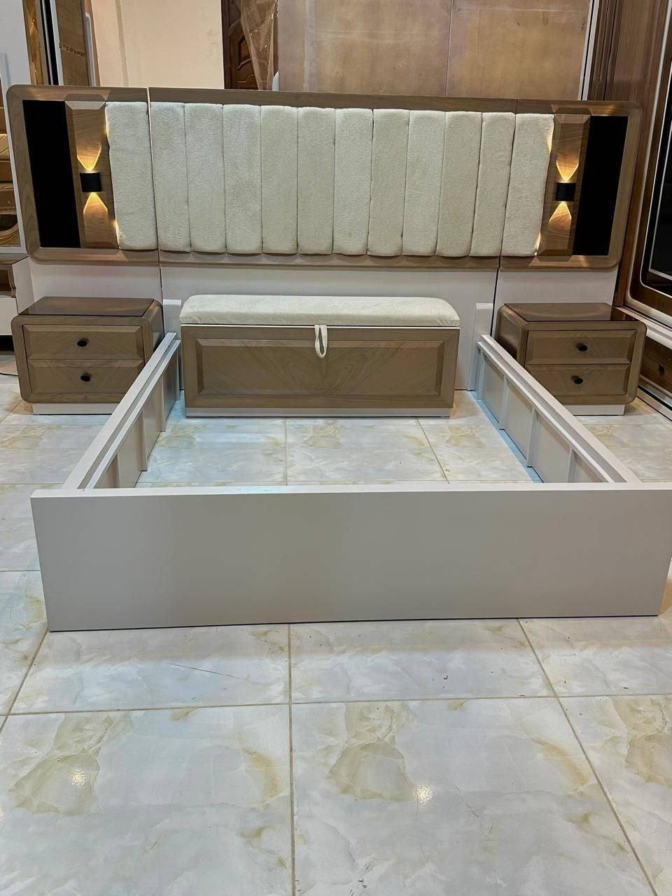 عروض وخصومات 

فوري علي التحميل 

                السعر ٣٨ الف

شغل مستوي عالي 

عروض وخصومات علي غرف النوم

غرفه نوم دمياطى تقيله

نووووم ماستر  للعمر الطويل 

خشب ثه ف ثه روسي وزان 

والدهان دوكو فرن وقشره افريقي

ملل 1800

يوجد شحن


**إذا كنت صاحب هذا الإعلان وتريد حذفه لأي سبب، رجاءا أرسل رسالة إلى الدعم الفني**