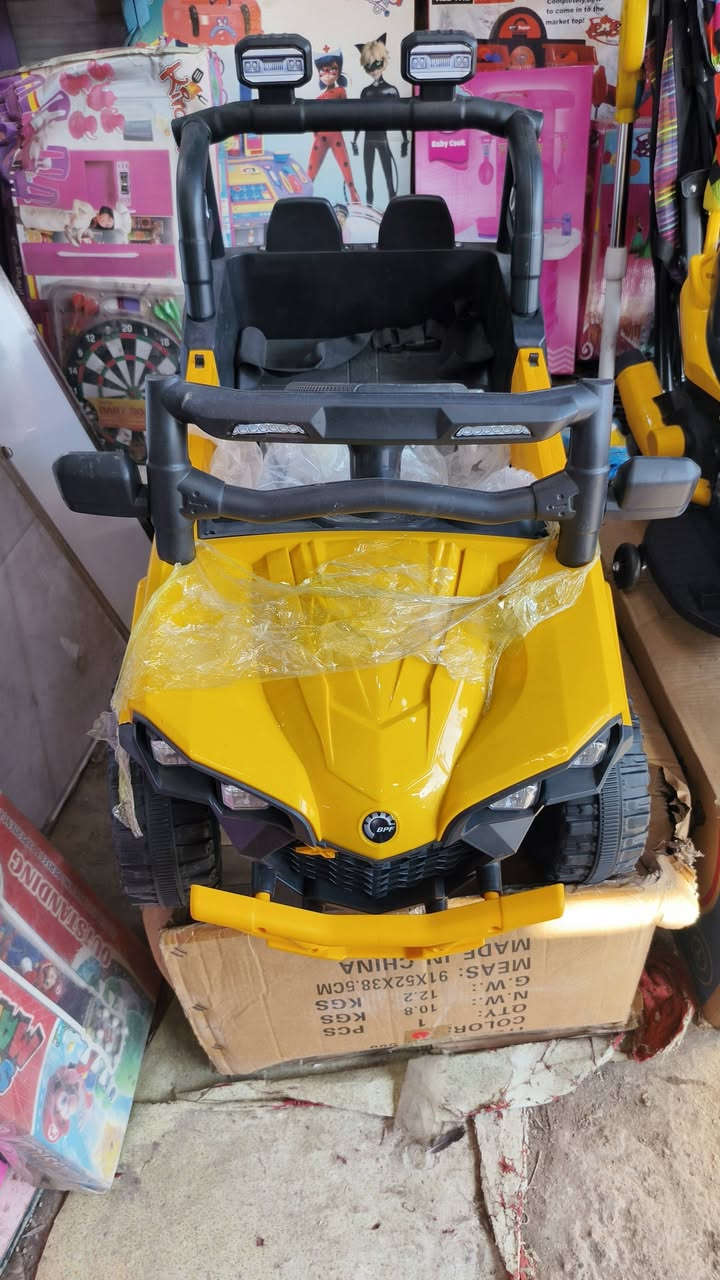 سيارات شحن ودراجه شحن من عمر1سنه الى9سنوات وجميع الالوان للطلب التواصل واتساب*********** 
او الاتصال على ***********‬‏
متوفر توصيل عنوان المحل بغداد سوق الشرطه الرابعه
