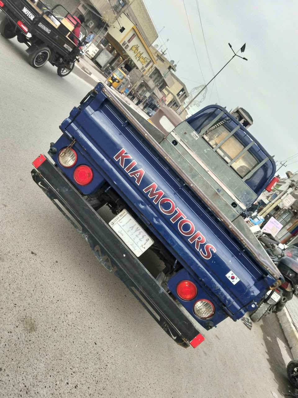 كية حمل للبيع موديل 2007سيارة حلوة او خير من الله بس مكينة بية خيط بخار حدادية كير حدادية خير من الله 
تخم تاير باتري جديد بسمي شرط التحويل السعر 85اوبية مجال حك الجية مكاني مدينة حي طارق رقمي 
***********
