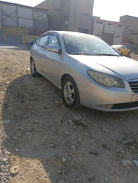 موديل ٨ كلها ليبل واحد جاهزه من كلشي ٩٠ وبيها مجال 07722581299