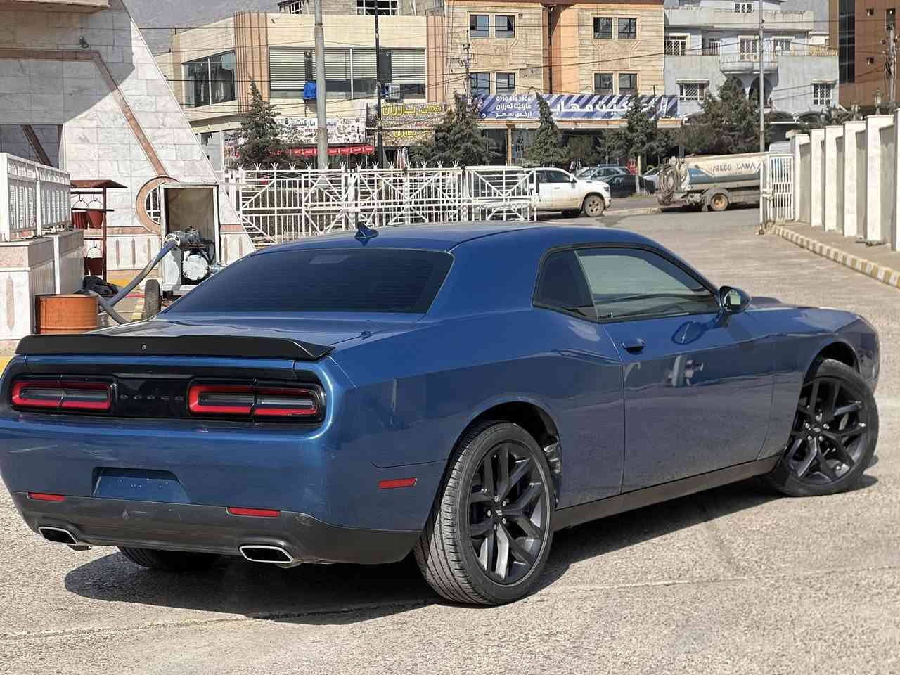 S⃨X⃨T⃨
🇺🇸الموديل 2023🇺🇸
‏🇺🇸المحرك 3600 (6سلندر )🇺🇸
لون مميز 💙

ضرر السيارة  بدون صبغ فقط بارد بل بونيد
بددددددووووون ايرباك و بشرط وبدون دواخل او لغود 
دخول جديد كاتي يعني تترقم بكيفك ( اربيل - دهوك - سليمانية) 
شررط الترقيم 
بجم كبس ( مراوح وراديترات ولايتات كله اصلي على وضع البلاد شررط)
مرفقة صور الحادث بلمنشور

🏁مواصفاتها 🏁
 دخول ذكي ( بصمة تشغيل مع بصمة ابواب )
شاشة كبيرة 
نظام ملاحة نفكشن Gps 🗺️
نظام apple car play 
مقعد السائق كهربائي
مرايا بخاصية التعتيم الذاتي
مري هيتر
كامرة دوارة
سبورت مود
لايتات led
بنيد فتحتين سبورت اصلي بلادي
سبايدر خلفي وكالة بلادي
ويل نجمة خسفة قوية اصلي قياس 20
التايرات الامامية + الخلفية جدد
وباقي مواصفات ال sxt المعروفه
السيارة في حالة الشركة لابرمجة ولاتعديلات

سعرها (225) وبيها مجال بسيط
 مكان السيارة / عقره
التواصل خاص لو واتساب على الرقم ***********
