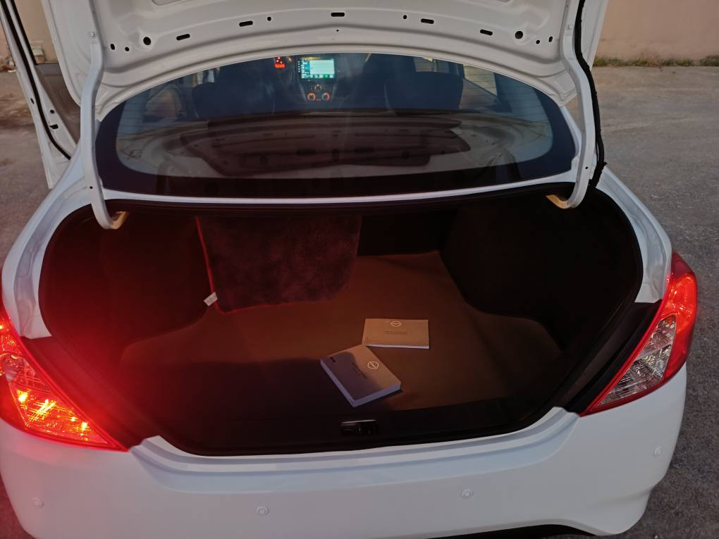 نيسان سني هندي 2024 ام لشبكاك النحله ماشيه 24 الف بيها بارد باب السايق وشخط بلباب الي وراه موضح بلصور  ولباقي كفاله عامه مدوشمه جاهزه سنويه لل 2030 لشهر 12 بسم شركه مكان السياره النجف السعر 126 وبيها مجال للاستفسار *********** جاهزه من كل شي النجف, العراق
