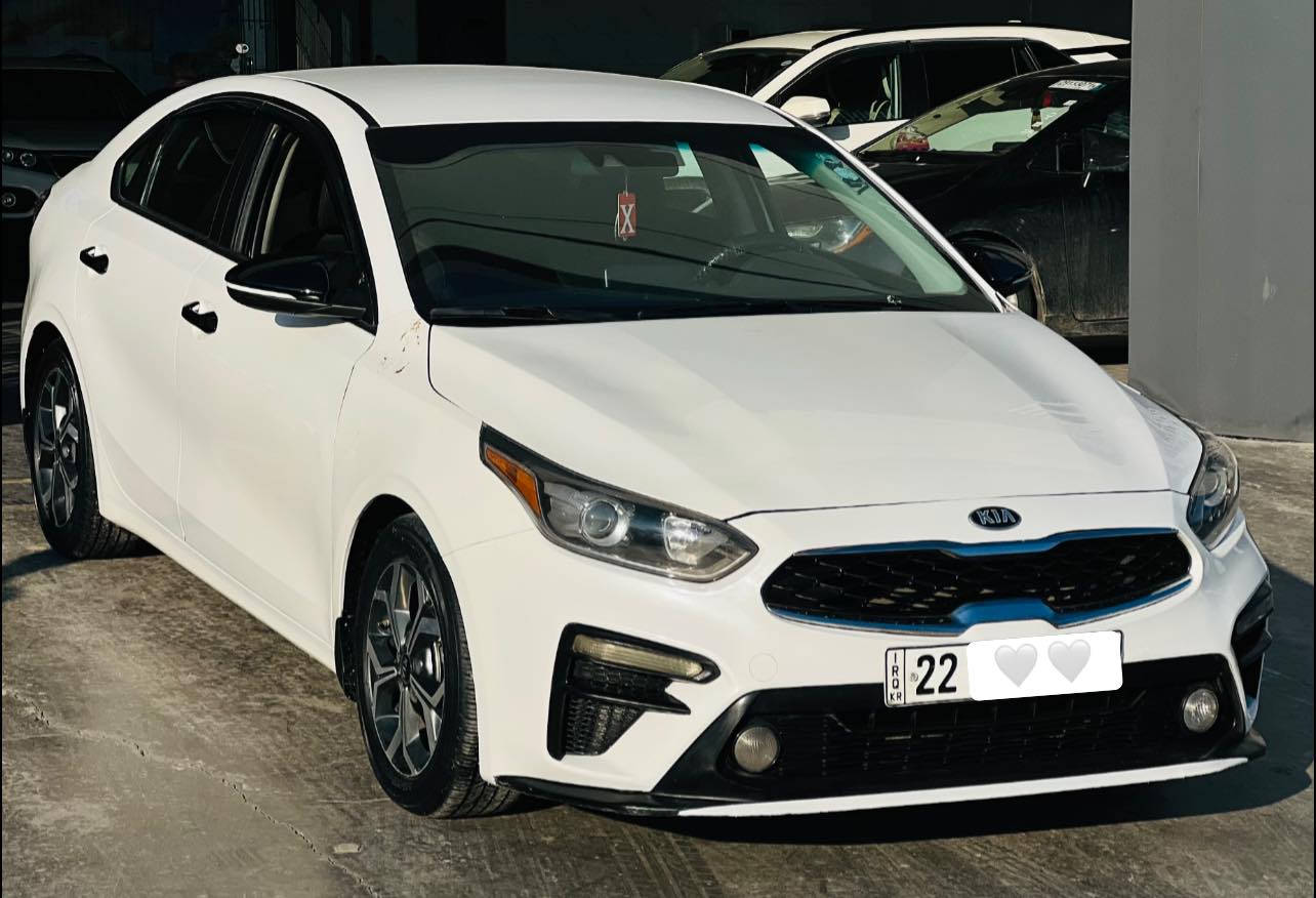 السلام عليكم كيا فورتي 2021
بيها صبغ جاملغ وباب ونص بنيد بيها داخل بسيط بلقاعده مال الجاملغ بدون شاصي شرط صوره الحادث مرفوقه بلمنشور
ايرباك ستيرن فقط
السياره نص فول سياره جديده
ماشيه 58 بدون بارد السياره 
مكينه كير كله شرط شركه
رقم اربيل سنويا جديد 
كابون بيها السعر 135وبيها مجال بسيط 
مكان السياره موصل الايسر 
للاتصال
***********
