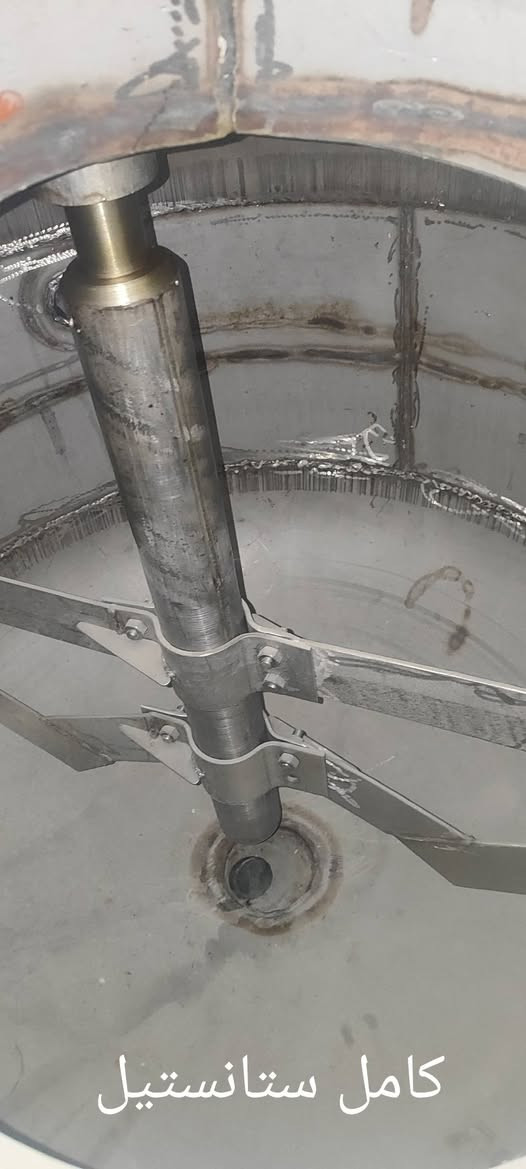 السلام عليكم اخواني الاعزاء
لدينا معمل شربت فريز كامل للبيع
 انتاج 200كارتون*100عدد
مدت العمل 8ساعات للانتاج 200كارتون
مكان المعمل محافضت سليمانية 
للمعلومات اكثر يرجي التواصل 
***********ابو محمد
