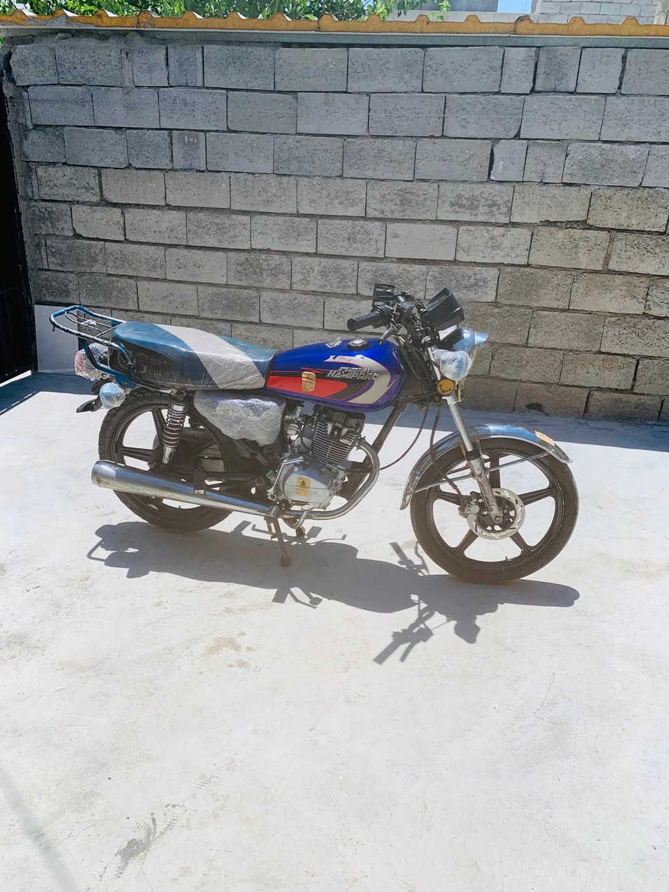 ساڤین
مۆدێل2022
مەکینە150
هەمووگیانی بێ کێشەیە
مەکینەی رۆن نادە دوکەلی نیە سەوتی تیانیە
شوێن قەلادزی
سحری 350مەحامەلە
***********
