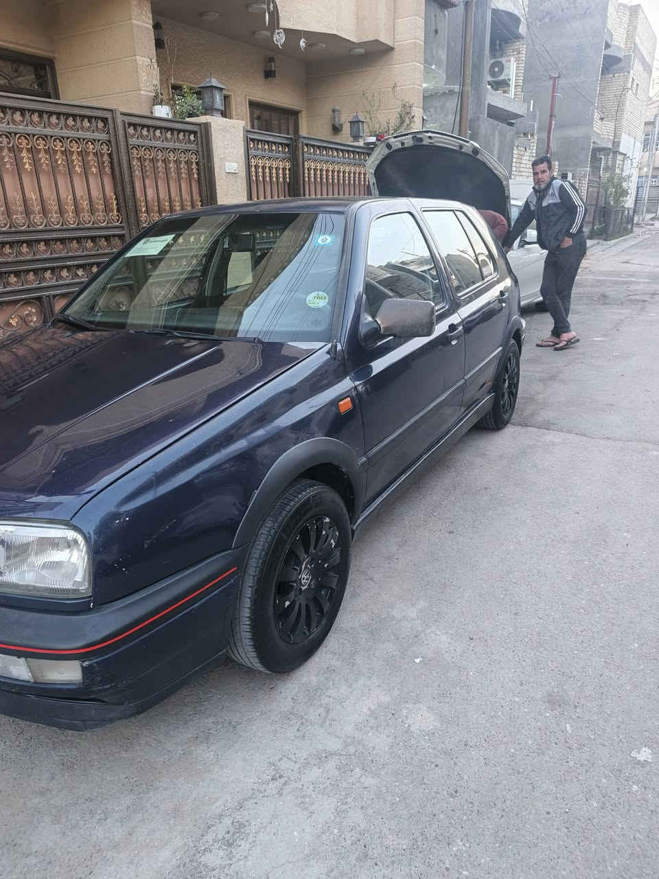 سلام عليكم كولف فنتو موديل 92 تحويل مباشر رقم بغداد الجديد السعر 46وبيه مجال السياره ابلاديه بدون صبغ بس البنيد مصبوغ التبريد بس غاز ترهم مراوس رقم التلفون ***********موجود وتساب
