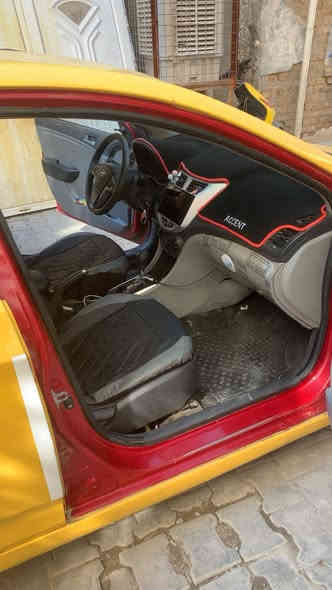 السلام عليكم اكسنت موديل 12 وارد امريكي مكينه 1.600مواصفات عاديه تحكم ستيرن نظام Apsنضام Eco مانع انزلاق شاشه وكامره حادثها وارد بابين عكس السايق ومبدل نفس الون وبالعراق خشم البنيد ودعاميه مبدله 
سعرها 78 وبيها مجال للشراي مكاني بغداد ***********
