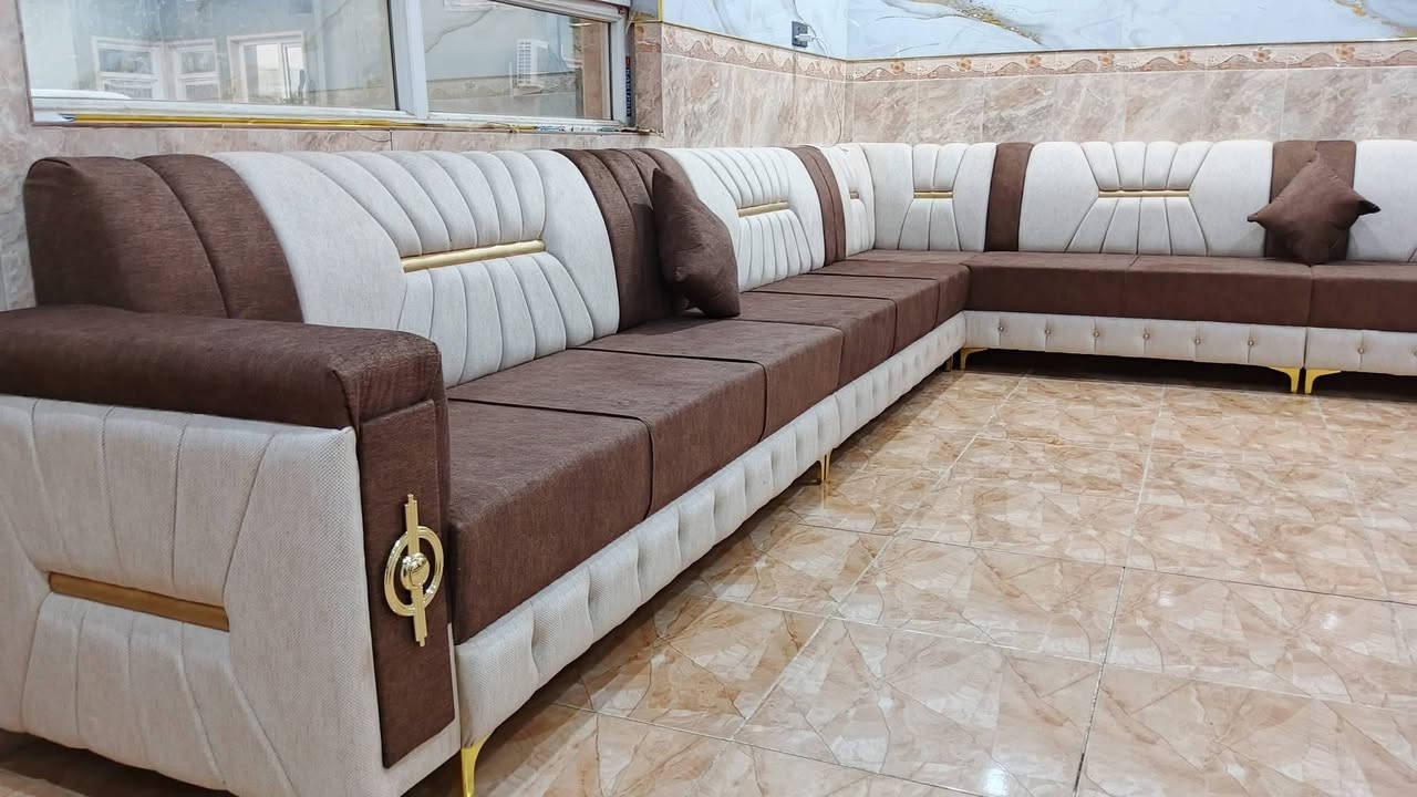 🔥 موديلات دواوين عصرية – شغل عراقي أصيل 🇮🇶 🔥

✨ تصاميم حديثة تليق بذوقك  
💺 السعر: 90 ألف للمتر  
جودة عالية وتشطيب نظيف بإيد عراقية خبيرة

🔧 تجديد الدواوين متوفر:
50 ألف للمتر  
(تغيير فصال + سفنج + قماش حسب الطلب)

🚚 توصيل داخل الموصل علينا  
نستلم الديوان من عندك ونرجعه مجدد مثل الجديد  
والجديد يوصلك لباب البيت

📍 الموصل – سومر – حي الصحة – مقابل دوميز  
📞 كورك: ***********  
📞 آسيا: ***********

💥 دعمك للشغل العراقي = جودة وثقة تدوم

