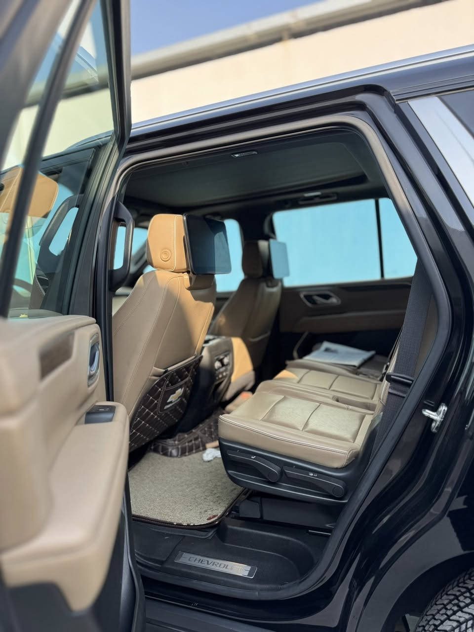 للبيع فقط بدون مراوس
تاهو 2021 بريمير 
رقم اربيل 

كفالة من تبديل ودبل كود والصبغ 

ماشية 40 الف كيلو متر
خاضعة لضمان شركة المنصور 

فول مواصفات 1/1

جاهزة من كل نواحي ميكانيك وكهرباء وتايرات 

السعر 537 $
عنواني بغداد البياع 
***********
