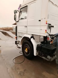 اسكانيا • شاحنة