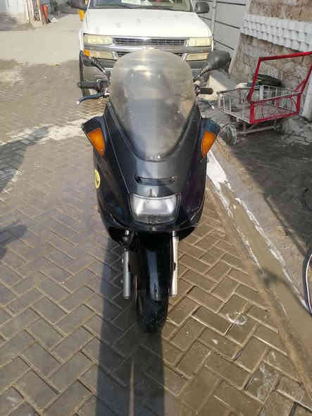 السلام عليكم دراجة ماجستة معلكة والف البيع السعر 250 وبيهة مجال العنوان مدينة الصدر الرقم ***********
