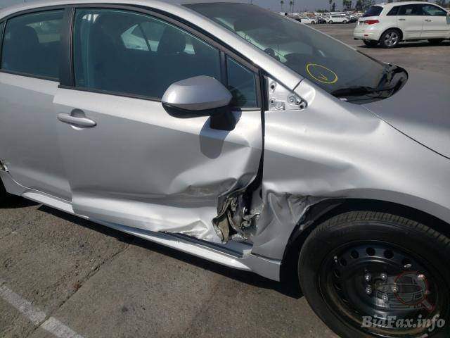 السلام عليكم كورلا امريكي موديل 2020حادثها جداً بسيط موضح بالصور Leاربيل بسمي لا شركة ولا كردي تحويل مباشر ماشيه ١٢٠جديدة سيارة جداً السعر مناسبوبيها مجال للشراي موقع السيارة الصالحية رقم,  وسام ***********
