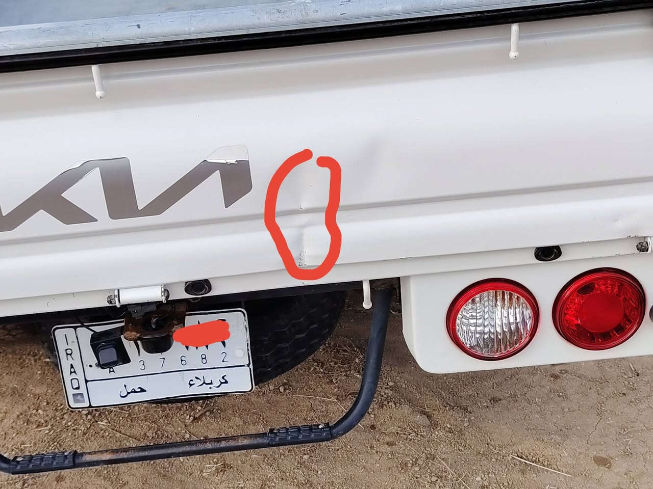 سلام عليكم 
كيا بنكو موديل 2023 
باسمي مكفوله كفاله عامه عدا طخه بسيطه 
في باب البدي..  موضحه بالصوره 
ماشيه 47 الف السعر 153 وبيها مجال حك الجيه 
نضافه السياره شوفت عينك 
تواصل 
***********
***********
