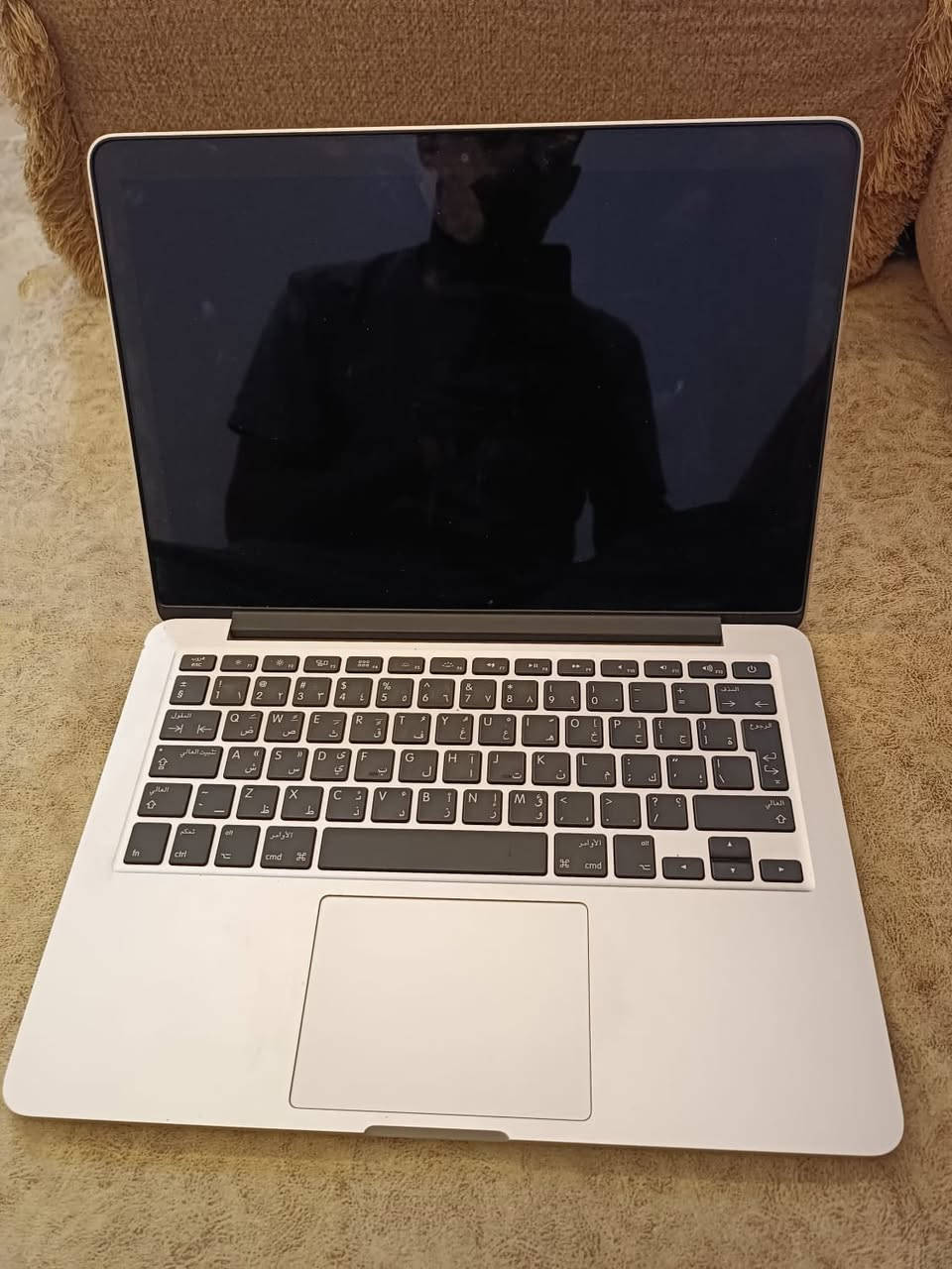 السلام عليكم 

لابتوب ابل mac book pro للبيع 
جهاز نضيف مامستعمل شهر بس جديد لوك 
مع شاحنه فقط ادفع سعر عجبني ابيعك 

هاي صوره ومواصفاته كدام العين


**إذا كنت صاحب هذا الإعلان وتريد حذفه لأي سبب، رجاءا أرسل رسالة إلى الدعم الفني**