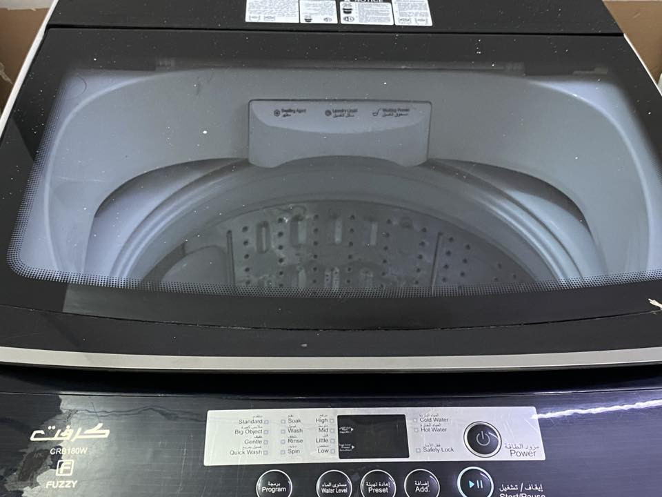 سلام عليكم 
غساله جديده ما مستعمله فقط شهر واحد نضيفه اوتوماتيكيا نظام الغساله الغسل والتجفيف كامله ما ناقصه اي شي شغاله 100/100 تفحصه وتشوفه اريده 500 وبيه مجال بسيط  مستعجل على بيعته العنوان نجف حي الانصار مقابل المستوصف الرقم *********** فقط وتساب
