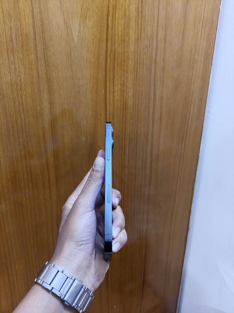 متوفر ايفون 12 برو ماكس 
مبدل بي شاشه وبطاريه ١٠٠ نجف 
*********** السعر 375
