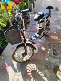 دراجة شحن للبيع  بطاريات نص عمر بريكات شغاله بس تحتاج تبديل يدات اذا ع...