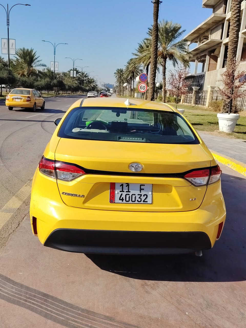 السلام عليكم
كورله للبيع ٢٣وارد أمريكي نصف فول حادثها موجود بلصور دوشمه عامه تخم تاير السياره جاهزه رادار تحكمات بيها رصعه بل باب خفيفه ممصلحا السعر 168مكان بغداد حي العامل (موصى بل نشر) 
الرقم ***********
