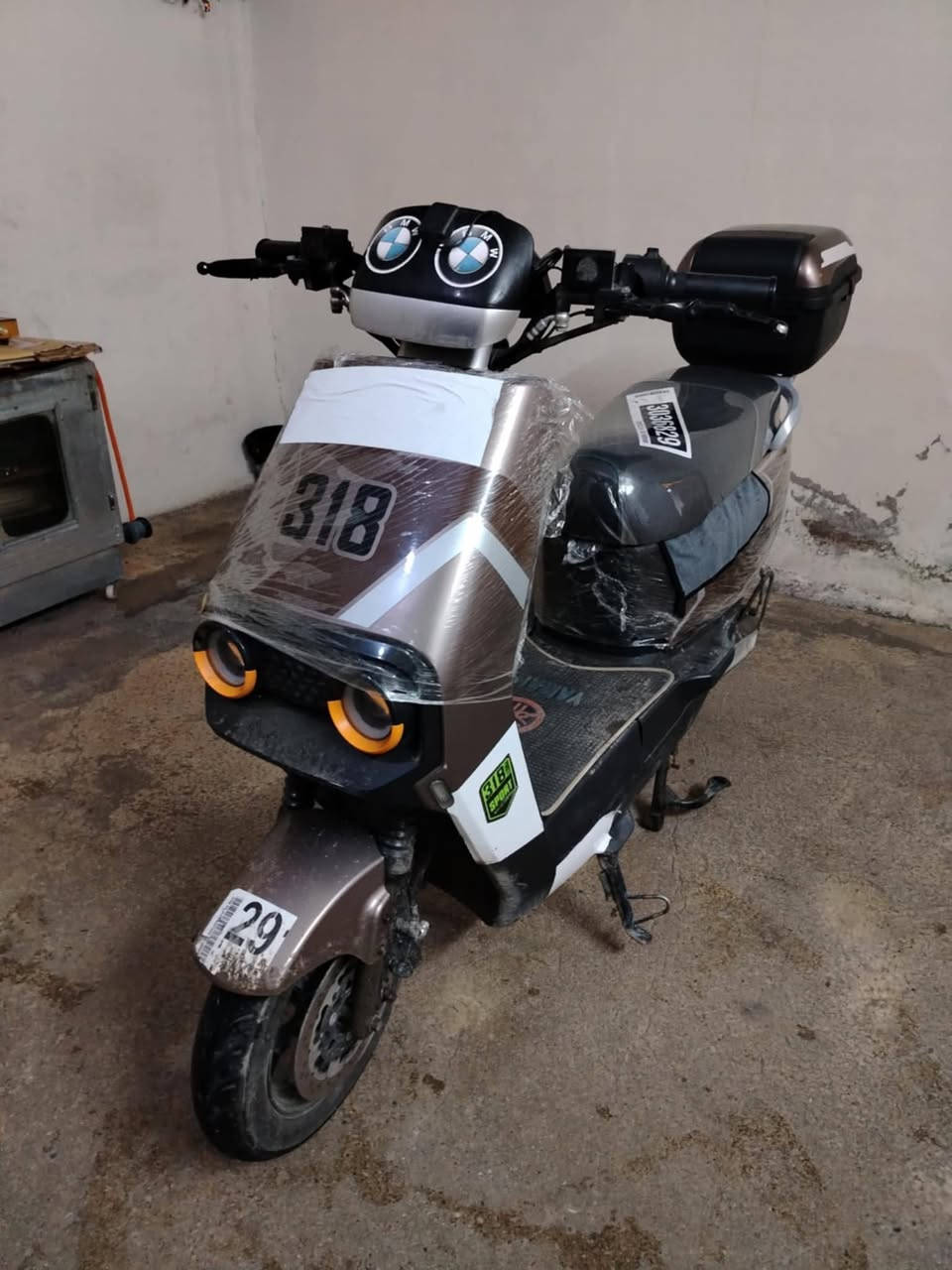 السلام عليكم ماطور شحن للبيع السعر 700وبي مجال ما ارد خاص هذا الرقم ***********/***********
