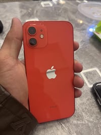 آيفون 12 لون أحمر مميز ذاكره 128 بطاريه 84 تفصيخ الجهاز كلش نظيف ومبدل...