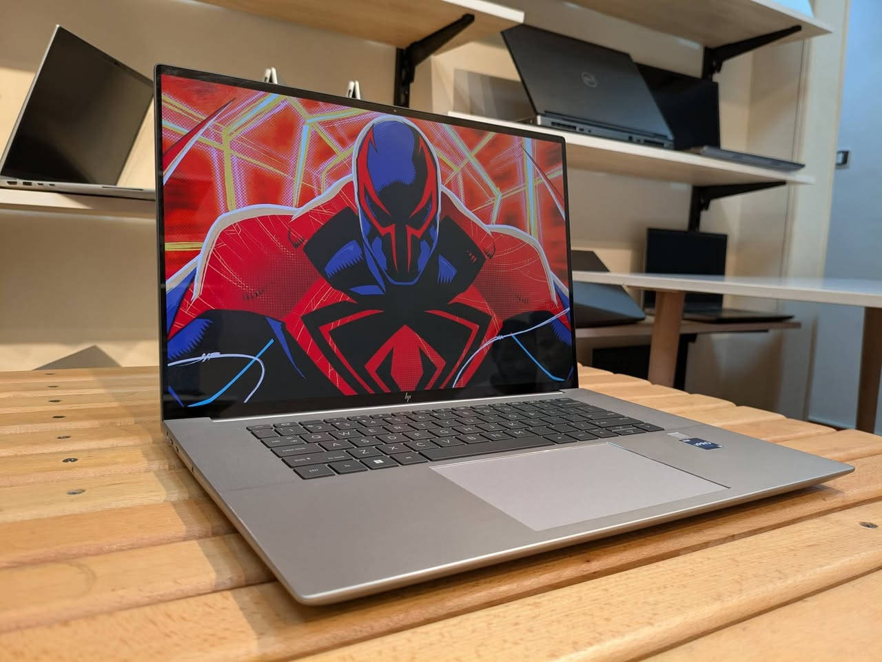 HP ZBook Studio G10 جاي بمعادلة صعبة: شكل Premium + قوة i9 جيل 13 + كارت RTX احترافي في جسم واحد 👊
لو عايز جهاز يواكب شغلك ومش كل شوية تقول "عايز أطور"… ده معمول للمرحلة دي 💎
💻⚙️ HP ZBook Studio G10 | قوة احترافية بتصميم فخم
⚙️ المواصفات:
💻 Processor: Intel Core i9-13900H – Gen 13
⚙️ RAM: 32GB DDR5
🚀 Storage: 512GB SSD NVMe M.2
🎮 Graphics 1: Intel Iris Xe Graphics
🎨 Graphics 2: NVIDIA RTX A1000 – 6GB GDDR6
🖥️ Display: 16" 4K UHD+ Touch Screen
⌨️ Keyboard: Backlit Keyboard
🔥 ليه الجهاز ده مميز؟
✔ معالج i9 جيل 13 بأداء عالي للبرامج والمهمات المتعددة
✔ RTX A1000 6GB مناسب للجرافيك والرندر والـ 3D والبرامج الهندسية
✔ شاشة 4K Touch تفاصيلها وألوانها تديك تجربة مختلفة في التصميم والمحتوى
✔ رام 32GB تخليك تفتح برامج كتير براحة
✔ فئة ZBook Studio من HP بتجمع بين القوة والشكل الـ Premium
✔ مناسب للمصممين – المهندسين – صناع المحتوى – المونتاج – الـ 3D
📍 تفاصيل الشراء:
🚚 شحن لجميع المحافظات
🛡️ ضمان 6 شهور: أول شهر استبدال ضد أي عيوب صناعة + 5 شهور دعم فني مجاني للسوفت وير والهارد وير
📞 للتواصل: 01017221284
#HP #ZBookStudioG10 #RTXA1000 #Workstation #i9 #4KTouch #Engineering #Rendering #ContentCreator #LaptopDeals
670587342918841531


**إذا كنت صاحب هذا الإعلان وتريد حذفه لأي سبب، رجاءا أرسل رسالة إلى الدعم الفني**