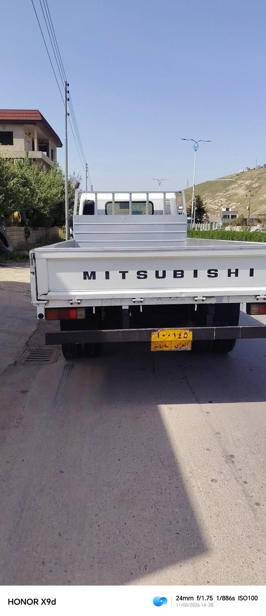 مسته ر بوشي ٢٠١٣ به شه رتي گيرو مه كينه بي عه يب نيو ده رگاي بوياخ نرخي ١٧٥تا يه لو ك  ***********//*********** دخان, السليمانية
