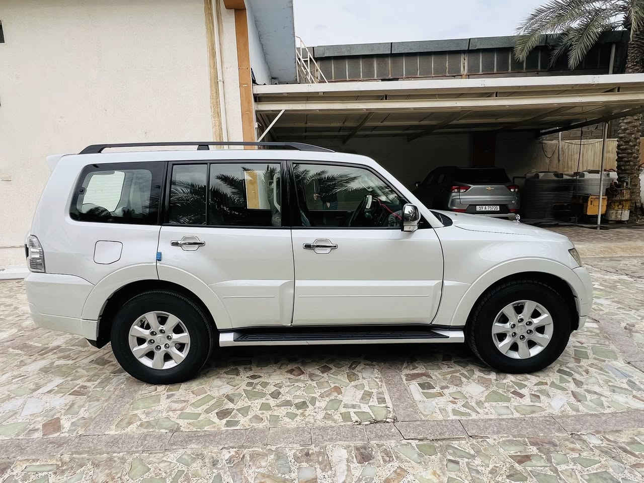 باجيرو 2016 حبتور مكفوله كفاله عامه
فتحه جلد كشنات كهرباء دمام خلفي 

ماشيه 88 الف كيلو 

السياره جديده و جاهزه من كل النواحي 

ملاحظه / بيها المكينه مبدله بلاديه 

السعر 200 ورقه و بيها مجال جداً بسيط

مكانها كربلاء - الحسينيه 

للأستفسار 

*********** 

*********** واتساب
