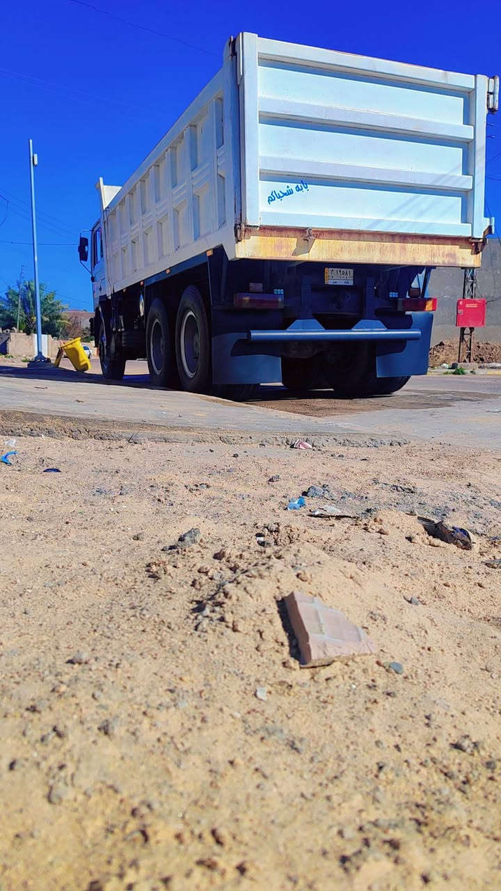 لوري مان صقر للبيع
موديل ١٩٩١
شاصي غير مكفول 
مجموعه نص GF
كير برميل 130
مكينه 6 سوبر 
تخم تاير 24 صاج
*********** قيس
