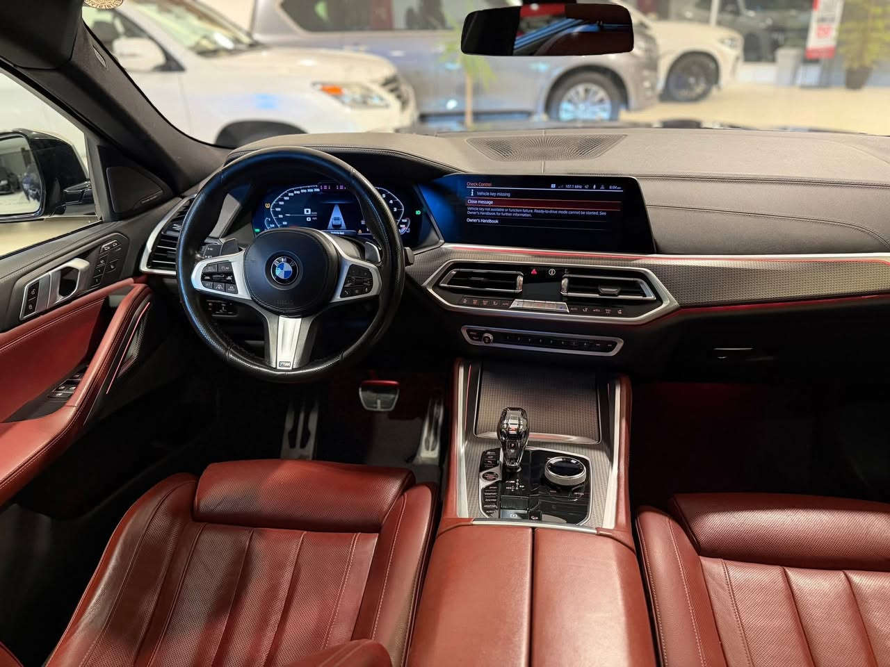 السلام عليكم
للبيع   لون اكثر من مميز وكلش قليل🧢

BMW X6 50M Package 

موديل 2021 خليجي وكالة العروش طلب خاص🔥

السيارة فول الفول اعلى مواصفات (بانوراما وكامرات 360 درجة وبصمات ورادارات واتو بايلوت وصندوك كهرباء وكشنات جلد وتدفئة وتبريد  وخزن وشاشات وداتا شو وبردات وسقف sky lounge وانارة مخفية ونقطة عمياء وقيادة ذاتية وتحديد مسار ولايتات ذكية ليزرية وشباك ليد ونيكلات rose gold بلادي وابواب سحب(شفط) ) وبعد كلش هواية مواصفات ماشيه 49 الف كيلو

🚨مكفولة كفالة عامه بدون صبغ اوتبديل او بارد وگير ومكينة وخللات كلها بشرط

🚨سيرفس كامل بشركة العروش 

🚨تخم تايرات رن فلات(درع)

🚨بصمتين شركة وياها(الجبيرة والصغيرة)

🚨مرقمة اربيل وجاهزة 

السعر :590 ورقه 

للاستفسار: *********** كاوه جمال 

العنوان : السليمانية المعارض الجديده شركة (الجاف موتورز)
