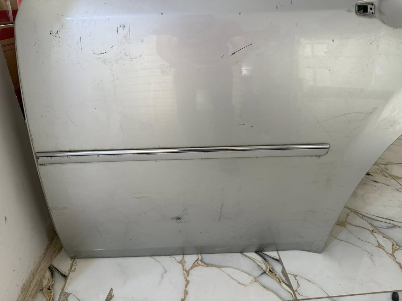 سلام عليكم متوفرباب جهه ليسره خلف سايق اوبامه عشره سلفري نضيف مال تفصيخ  /ميسان ***********سعر 100

