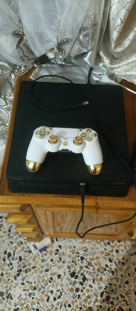 السلام عليكم بلي فور سلم مساحه واحد تيره الف گيگه 
اون لاين مامهكر نضام 13:2 بعد شهر ينزل التهكير مالته سعره 230


**إذا كنت صاحب هذا الإعلان وتريد حذفه لأي سبب، رجاءا أرسل رسالة إلى الدعم الفني**