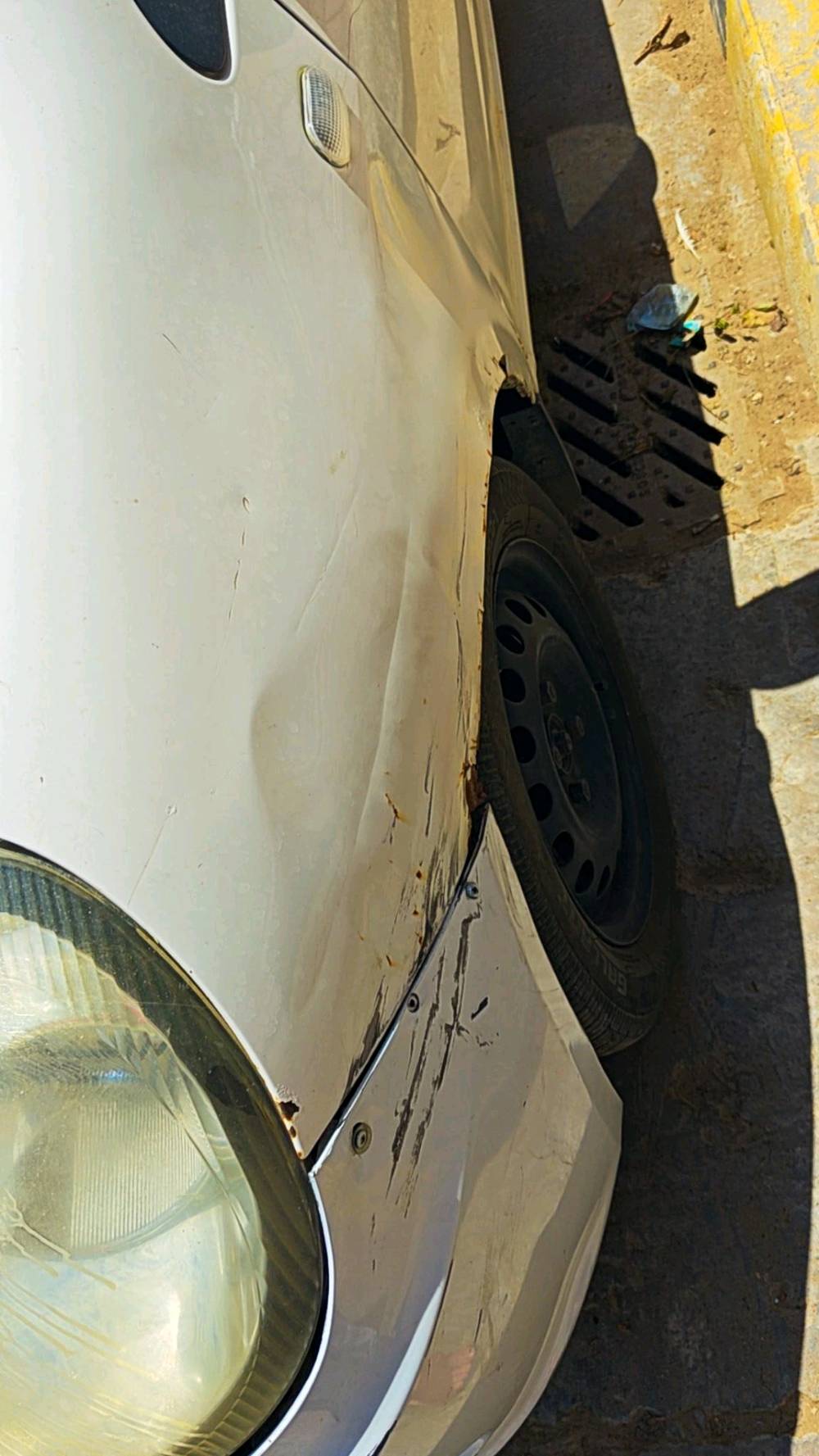 جيلي باندا دواخل جديده كليا 
صدر جديد عدا درايم 
باتري جديد سبير ما نازل راديتر كامل جديد بباكيته تبريد جديد ثلاجه ومكينه خير وگير حلوات جديدات فقط كشر تعبان شوية ( 47 ورقه وبيها مجال )
