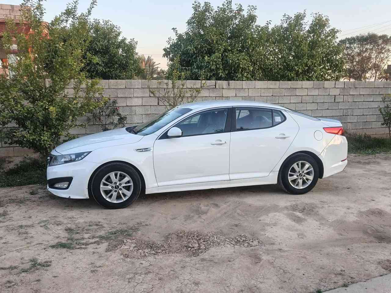 للبيع اوبتما موديل ٢٠٠١١ خليجي سياره جاهز كير محرك السيارة بيه تبديل باب وجاملغ مبدل ابلادي بدون دواخل السعر ١١٥ مكان السياره الضلوعية رقم الهاتف *********** سونار موجود
