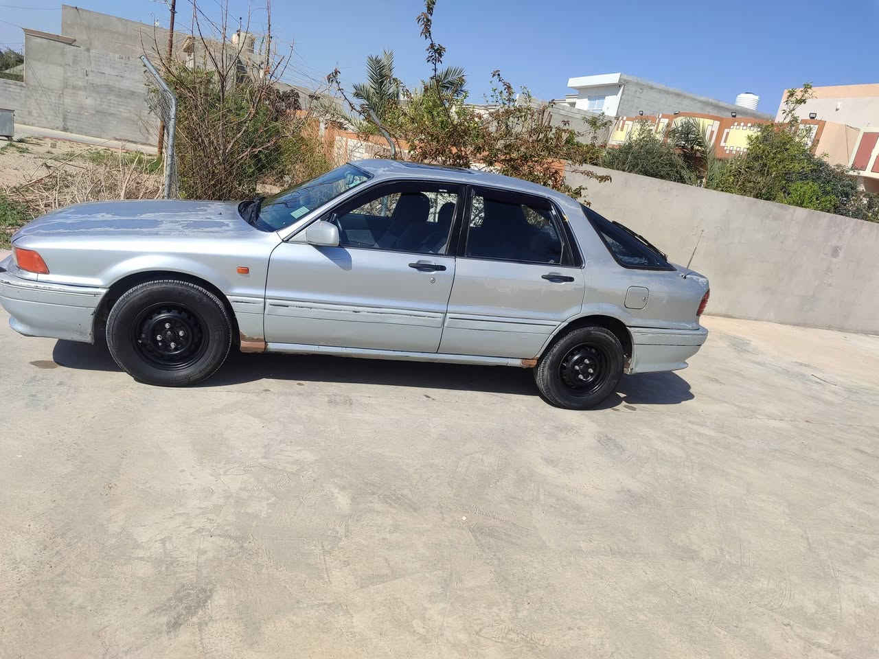 ميتسوبيشي كلنت موديل 91 رقم بغداد مشروع وطني محرك بلاد بدون صرف اوتبخير كير بشرط تبريد شغال بدون ضربه  بدون صبغ فيت بم جديد نوازل جدد بلكات جدد فلتر بأنزين جديد صدر امامي خلفي اربع دبلات جدد قواعد دبلات جدد رادتير ادامه جديده باتري جدد  كهربائيات السياره كلها شغاله تخم تاير جديد  سياره ادامه كامله عليه السعر 48 بيه مجال 

***********
